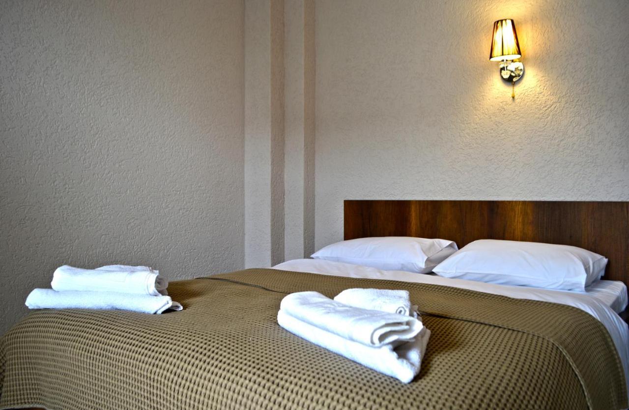 G&G Hotel Tbilisi Bagian luar foto