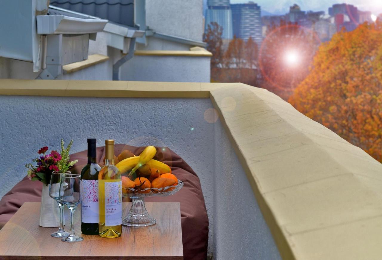 G&G Hotel Tbilisi Bagian luar foto