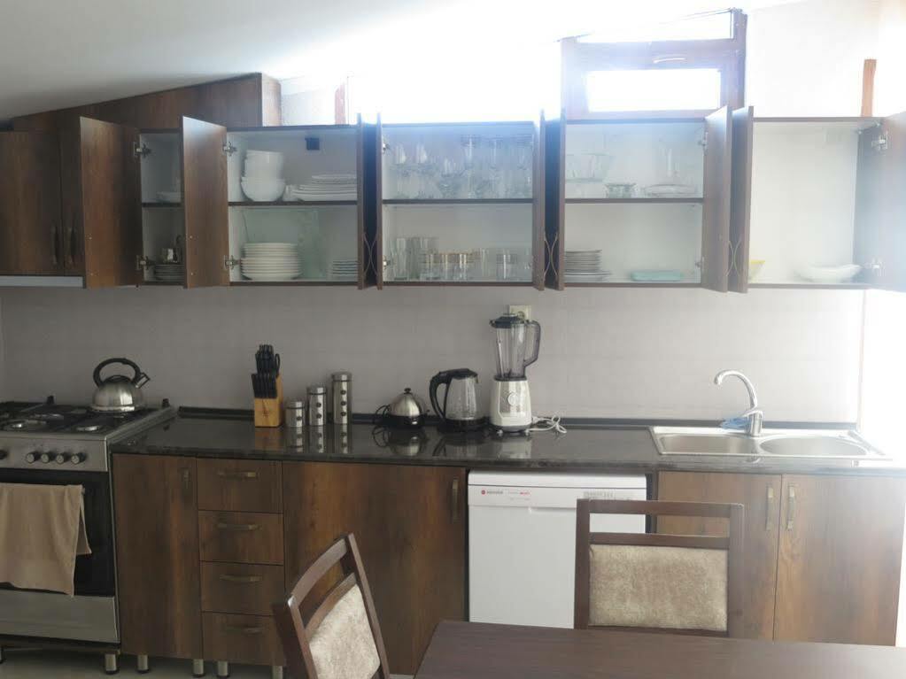 G&G Hotel Tbilisi Bagian luar foto